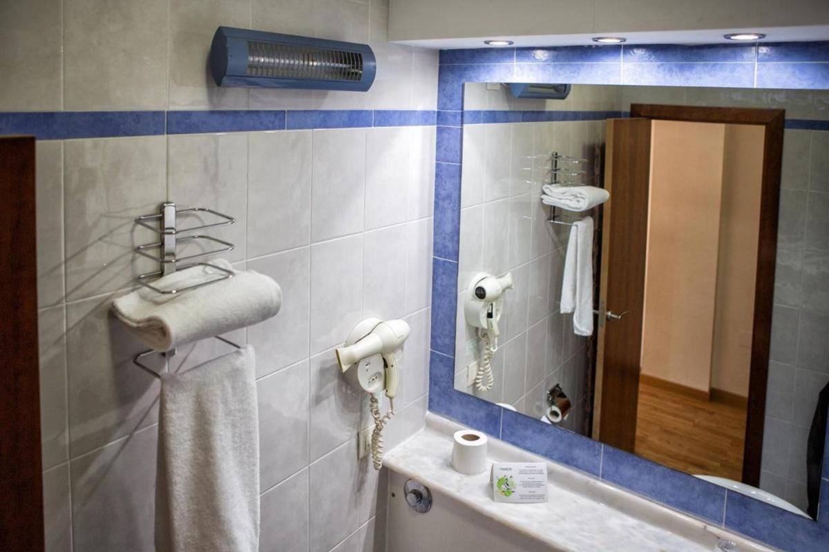 Hotel Yit Ciudad De Эльче Экстерьер фото
