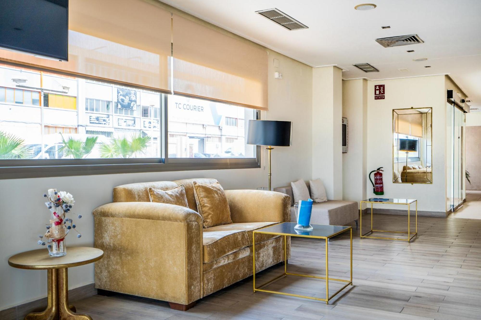 Hotel Yit Ciudad De Эльче Экстерьер фото